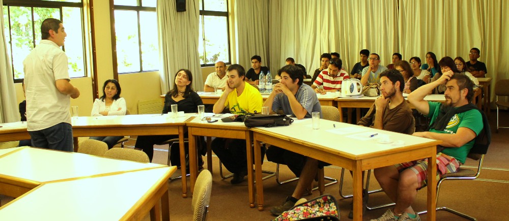 EMPRENDEDORES DE LA REGIÓN RECIBIERON CHARLA INFORMATIVA PARA POSTULAR A CAPITAL SEMILLA 2014