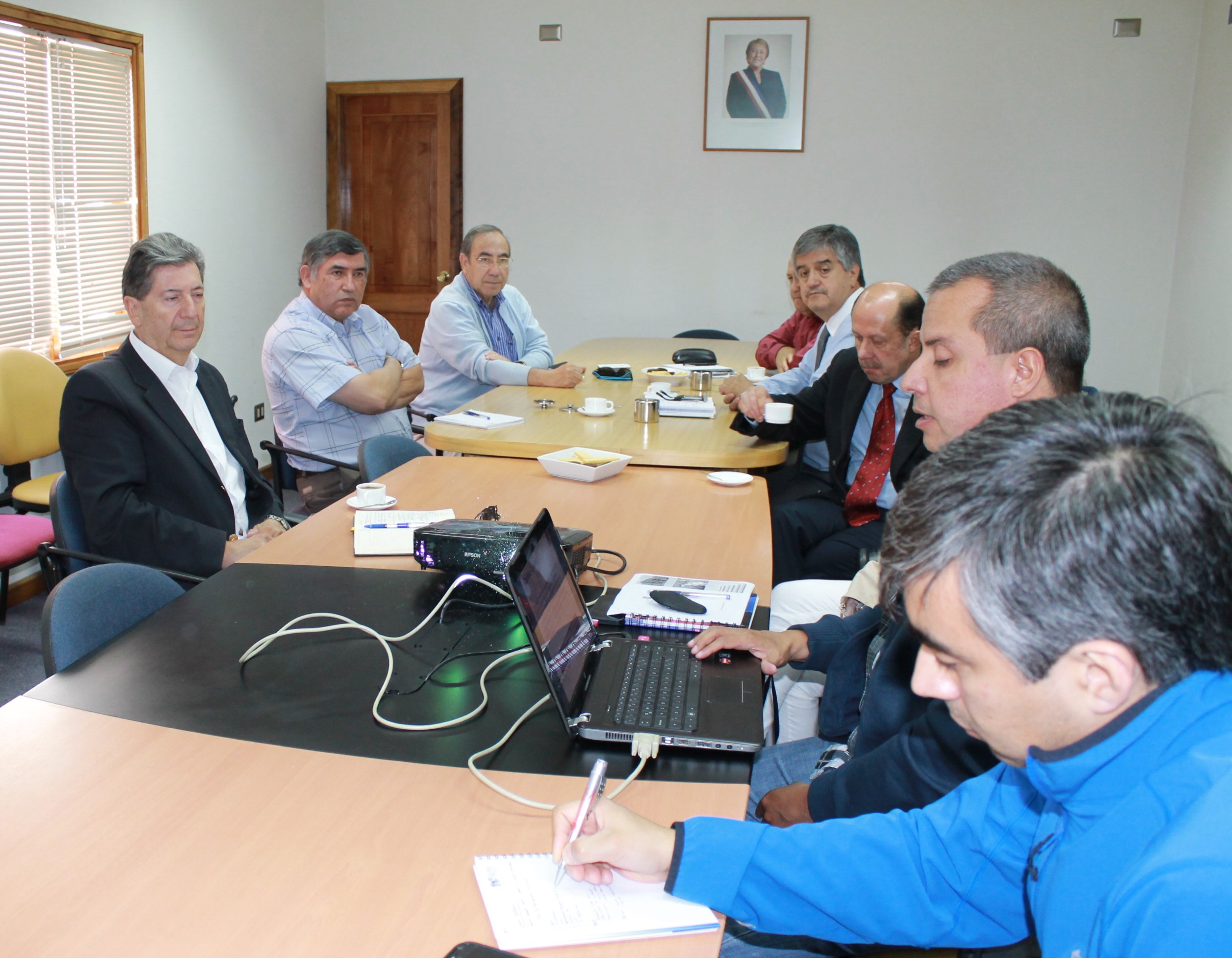 Aplicarán modelo de vinculación entre empresas forestales y liceos técnicos de Valdivia
