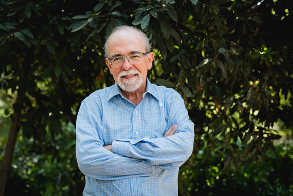 Profesor José Maza visita Valdivia y dictará charla gratuita sobre su último libro
