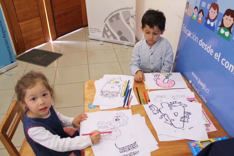 Centro de Emprendimiento cuenta con Rincón Infantil gracias al apoyo de Junji