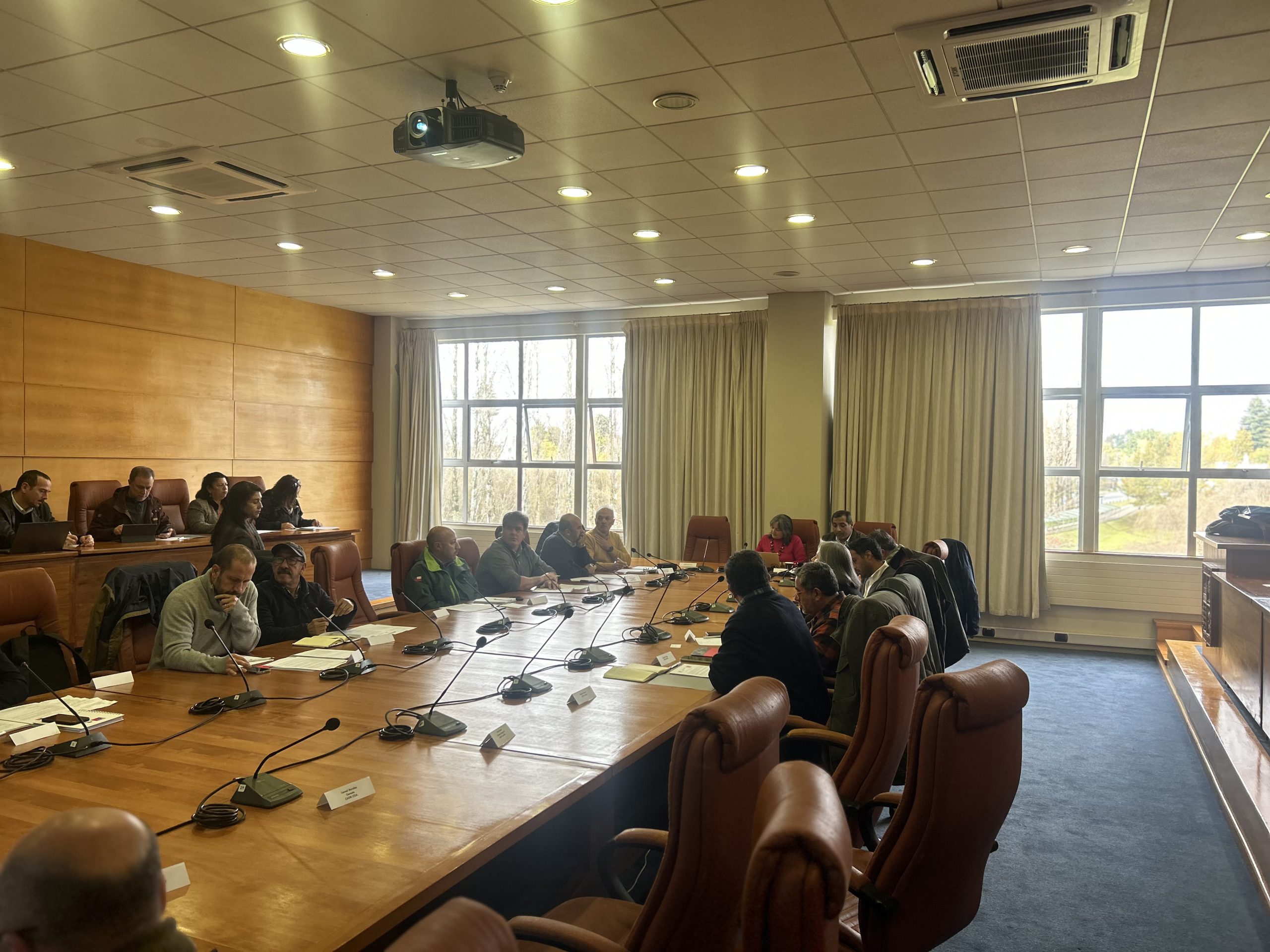 Como Secretaría Técnica lideramos la primera sesión de la Mesa Frutícola